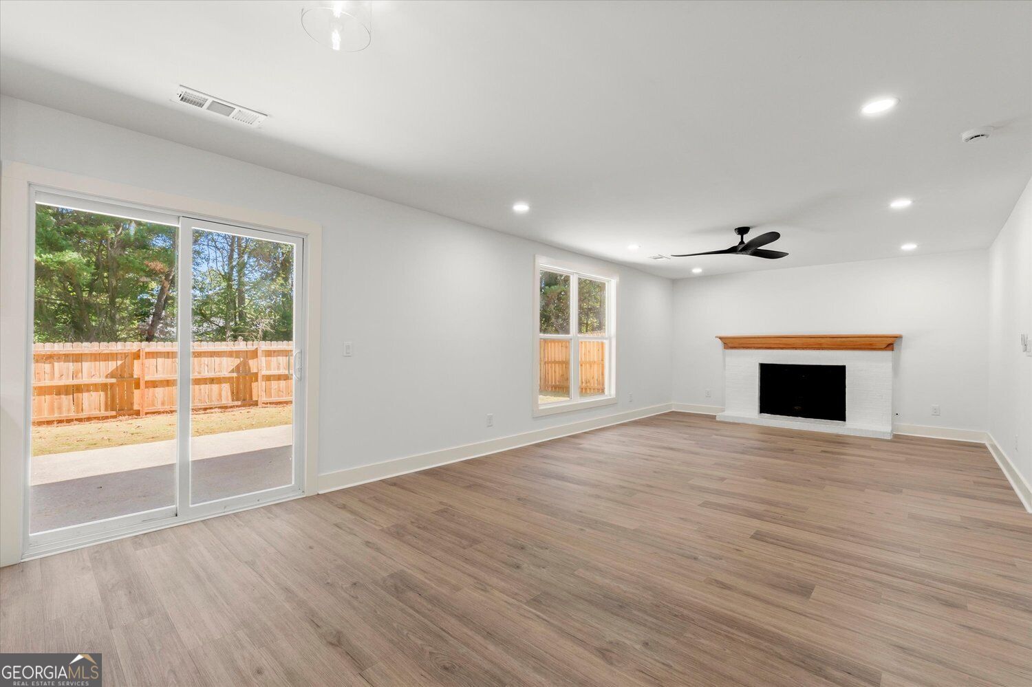 2601 Garland Way