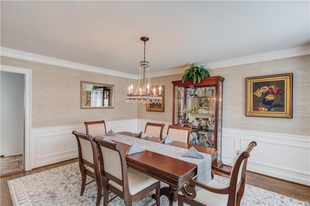 710 HAMBRICK Drive SW