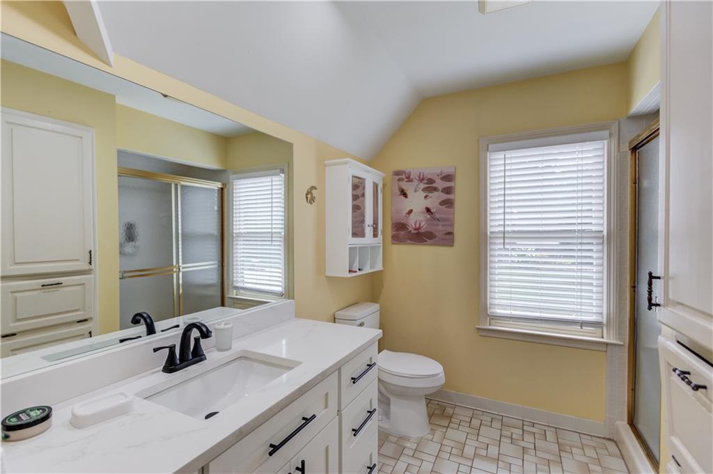 710 HAMBRICK Drive SW