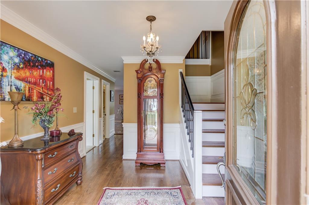 710 HAMBRICK Drive SW