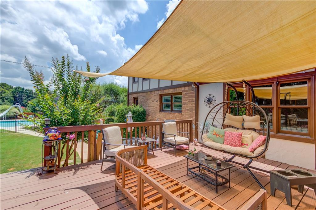 710 HAMBRICK Drive SW