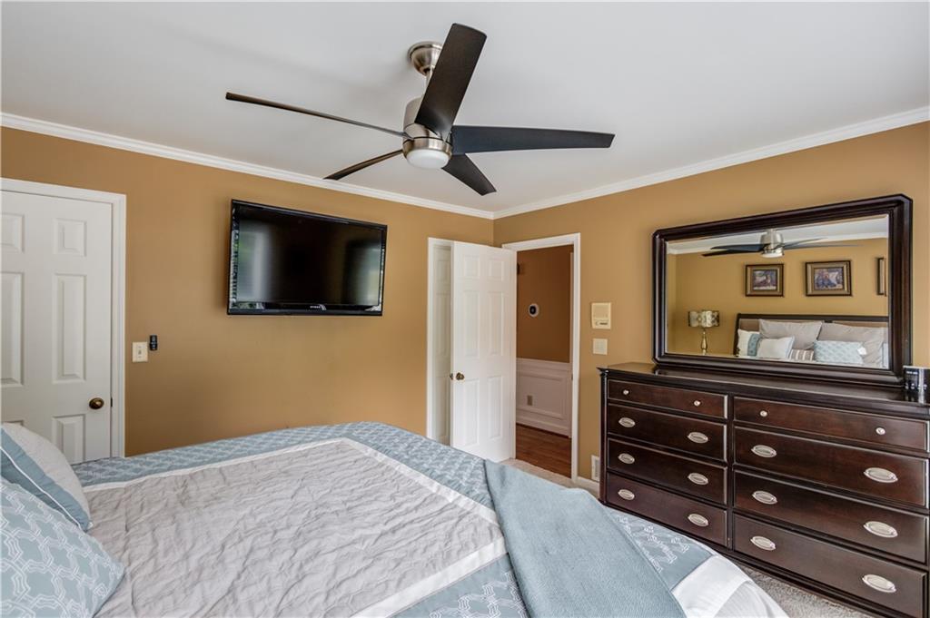 710 HAMBRICK Drive SW