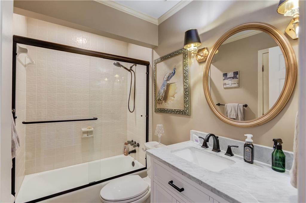 710 HAMBRICK Drive SW