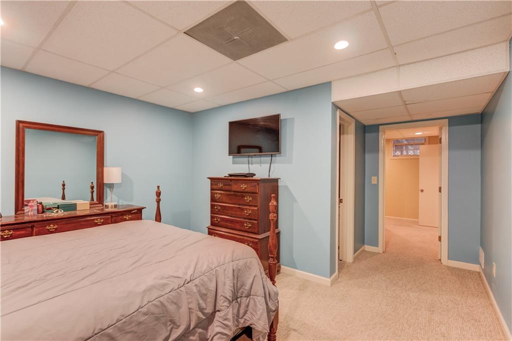 710 HAMBRICK Drive SW