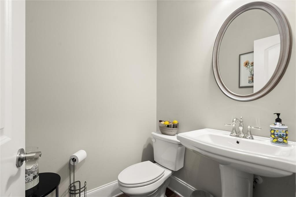 1620 Brook Ivy Drive