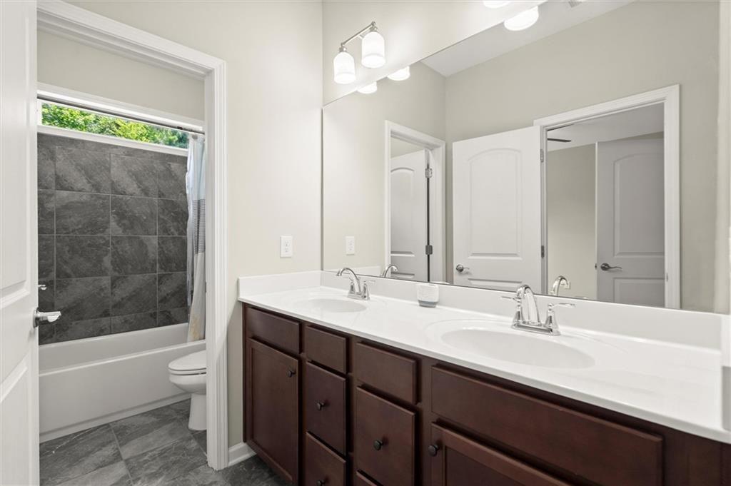 1620 Brook Ivy Drive