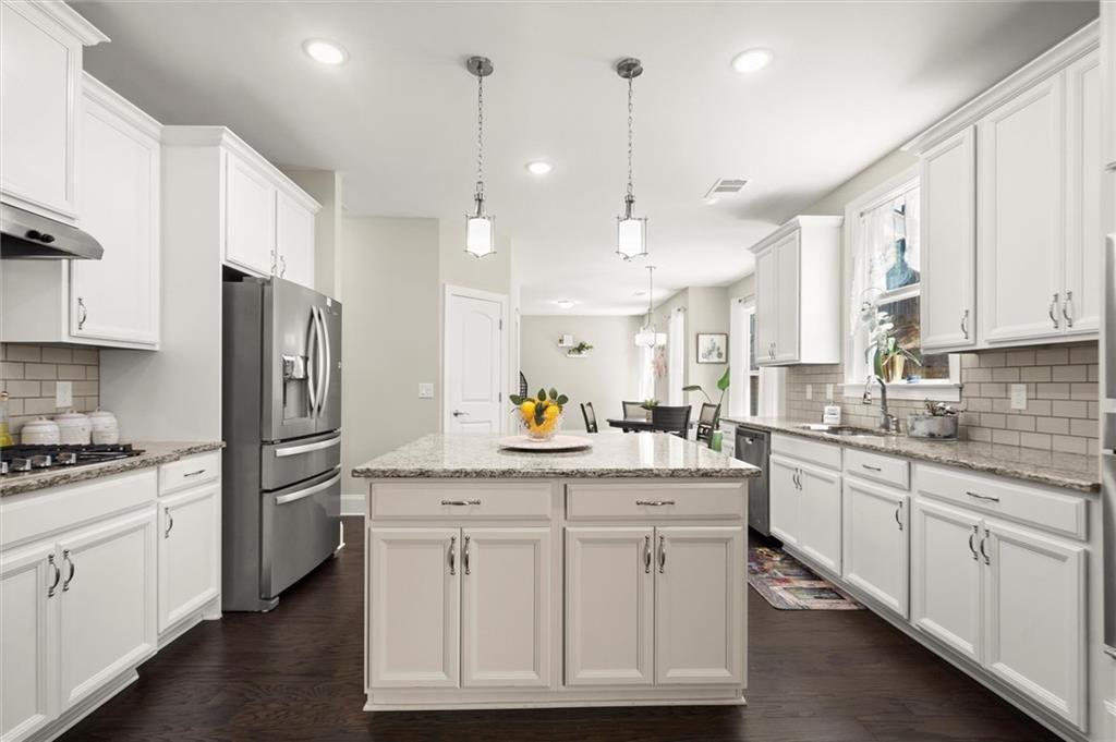 1620 Brook Ivy Drive