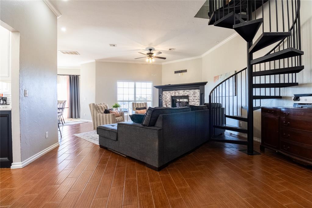 242 N 72nd Street
