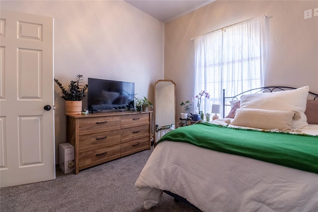 242 N 72nd Street