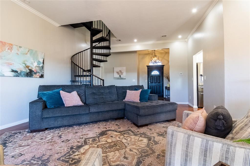 242 N 72nd Street