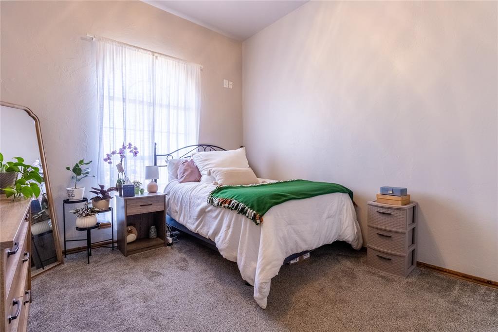 242 N 72nd Street