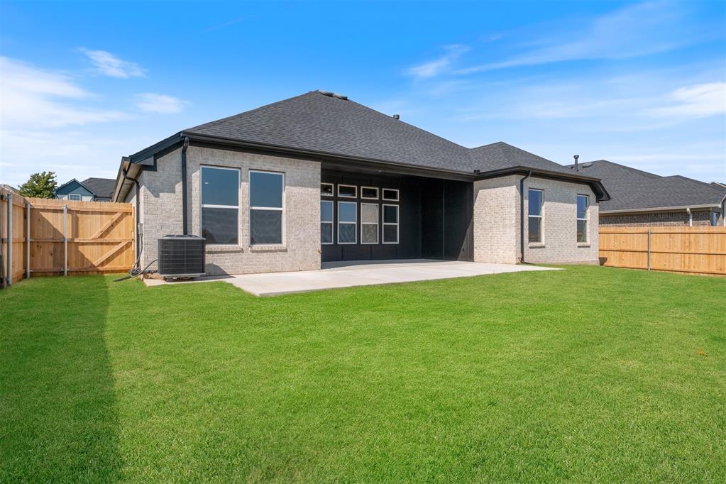13252 Sawtooth Oak Road
