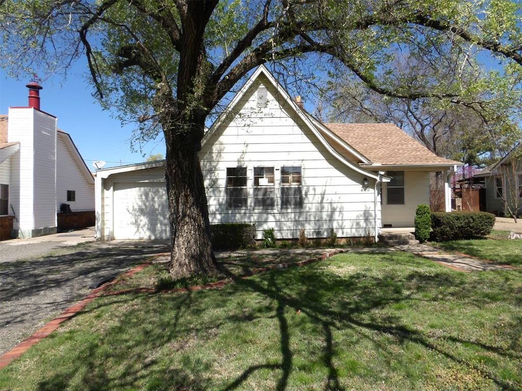 225 NW 1st Street
