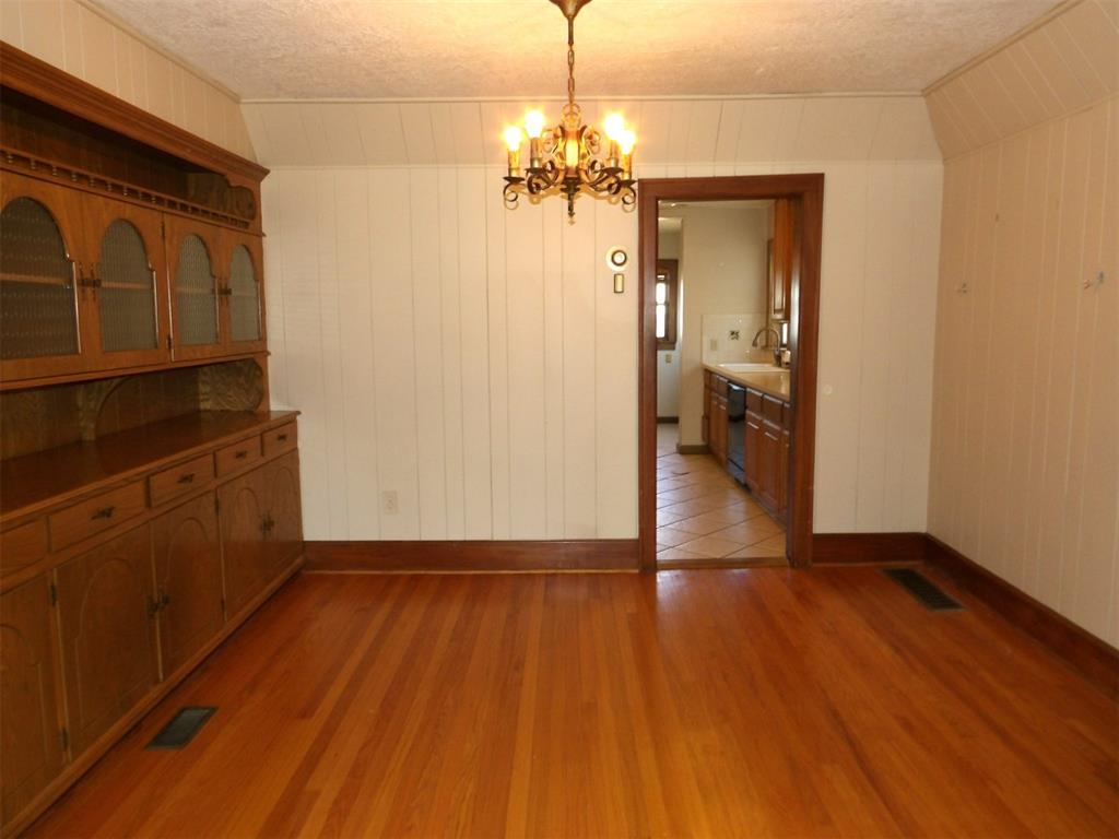 225 NW 1st Street