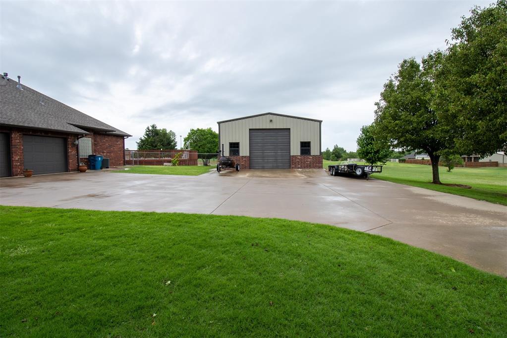 209 Whispering Lakes Drive
