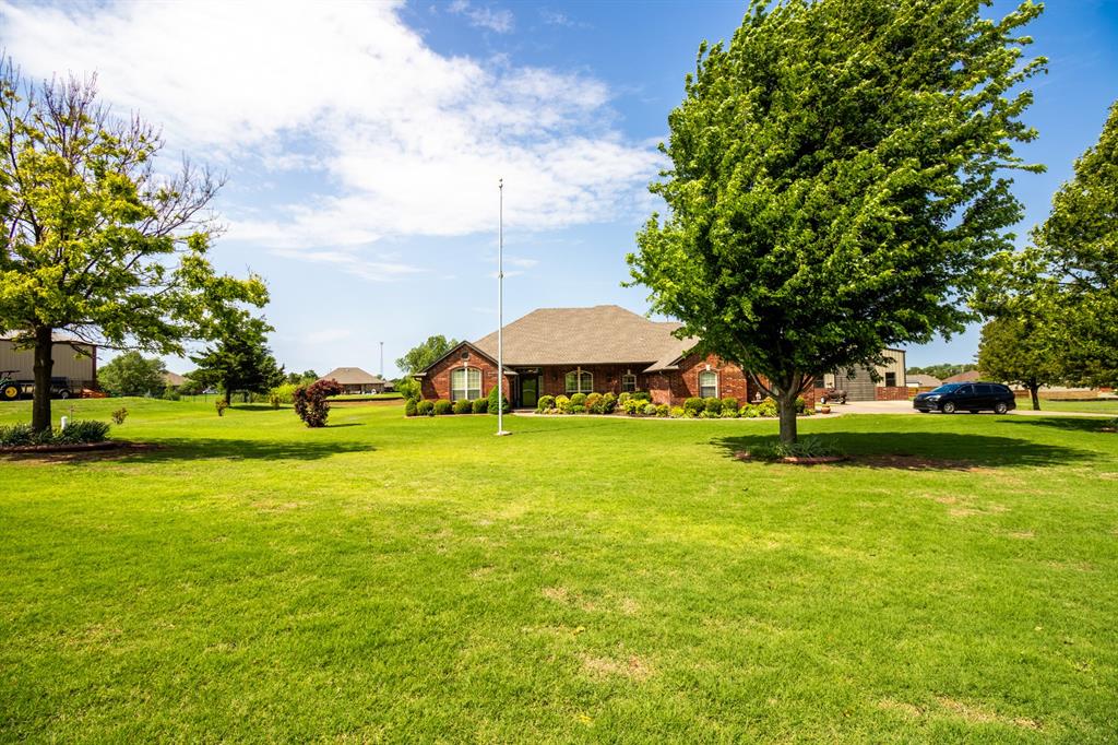 209 Whispering Lakes Drive
