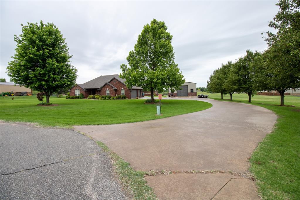 209 Whispering Lakes Drive