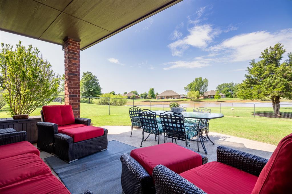 209 Whispering Lakes Drive