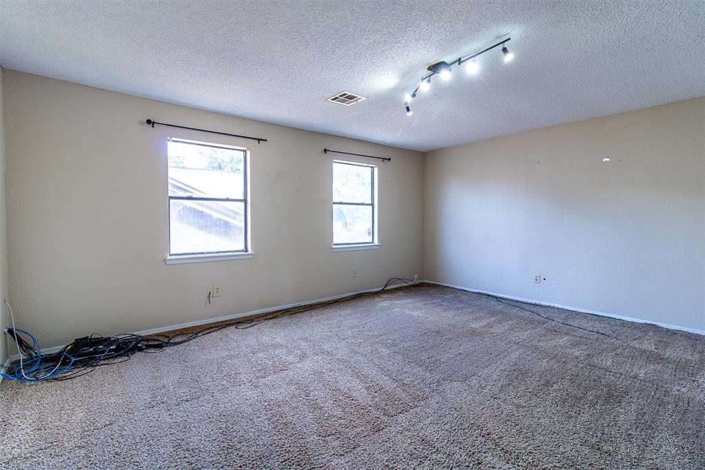 11600 SW 4th Street