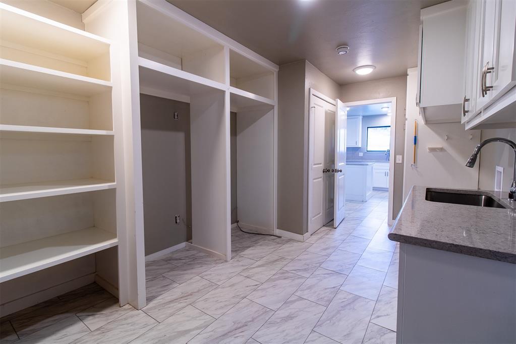 11600 SW 4th Street