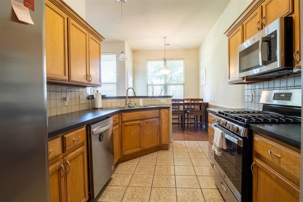 913 SW 39th Street