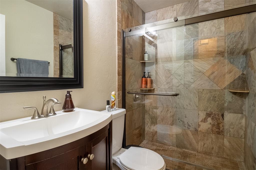 913 SW 39th Street