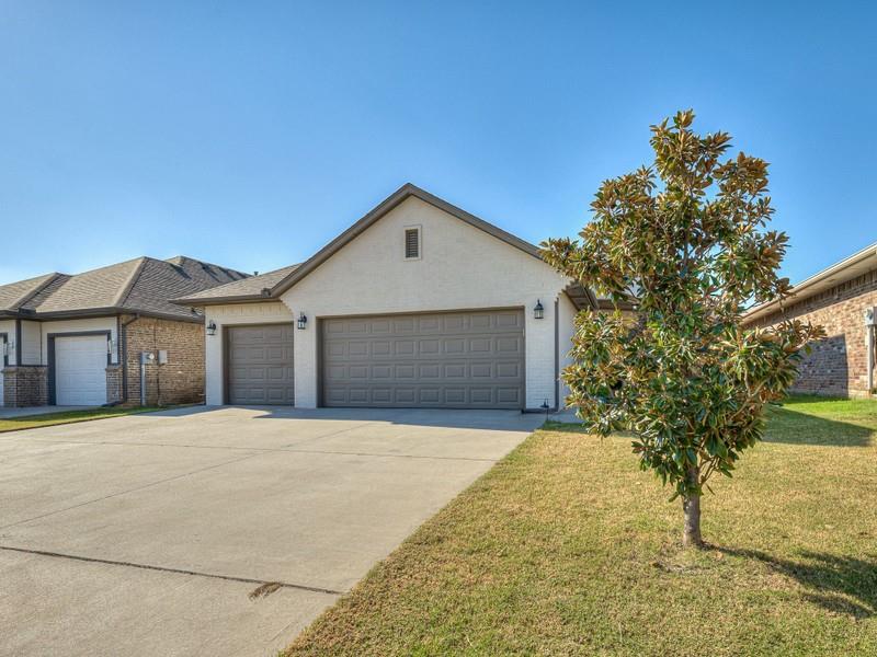 2340 Alta Vista Lane