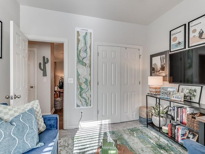 2340 Alta Vista Lane
