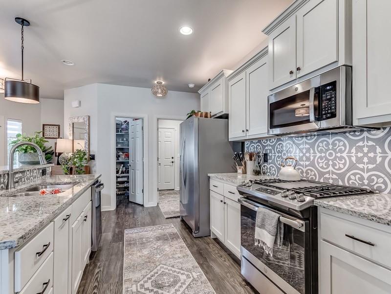 2340 Alta Vista Lane