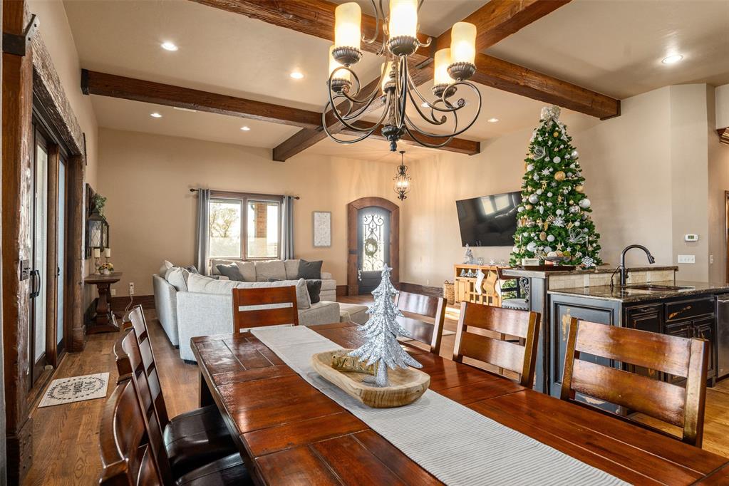 1155 County Street 2923