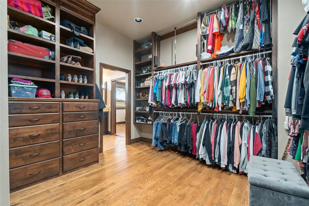 1155 County Street 2923