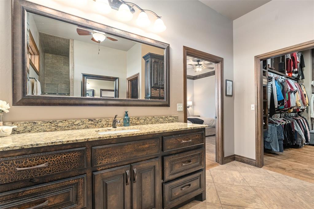 1155 County Street 2923