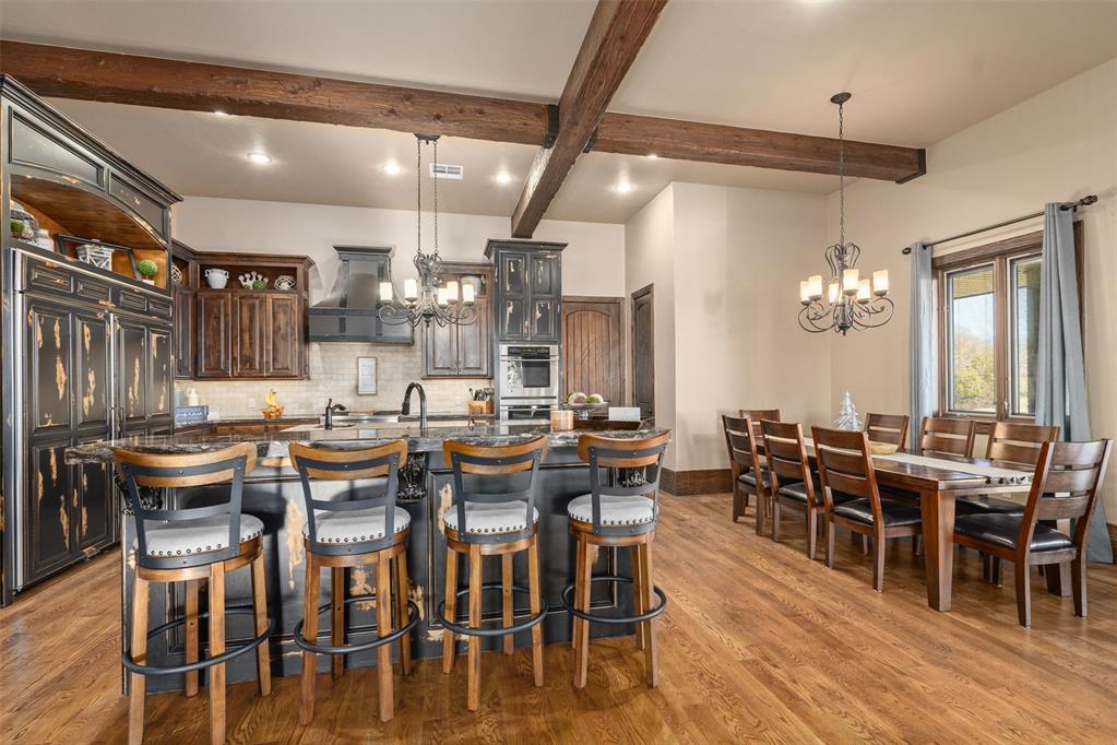 1155 County Street 2923