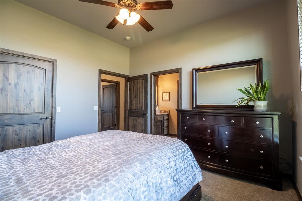 7202 North Shore Drive