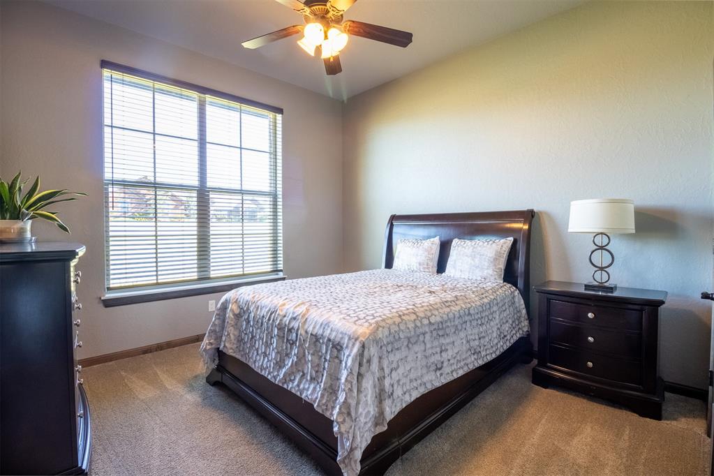 7202 North Shore Drive