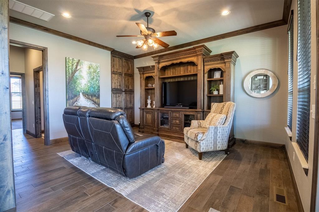 7202 North Shore Drive