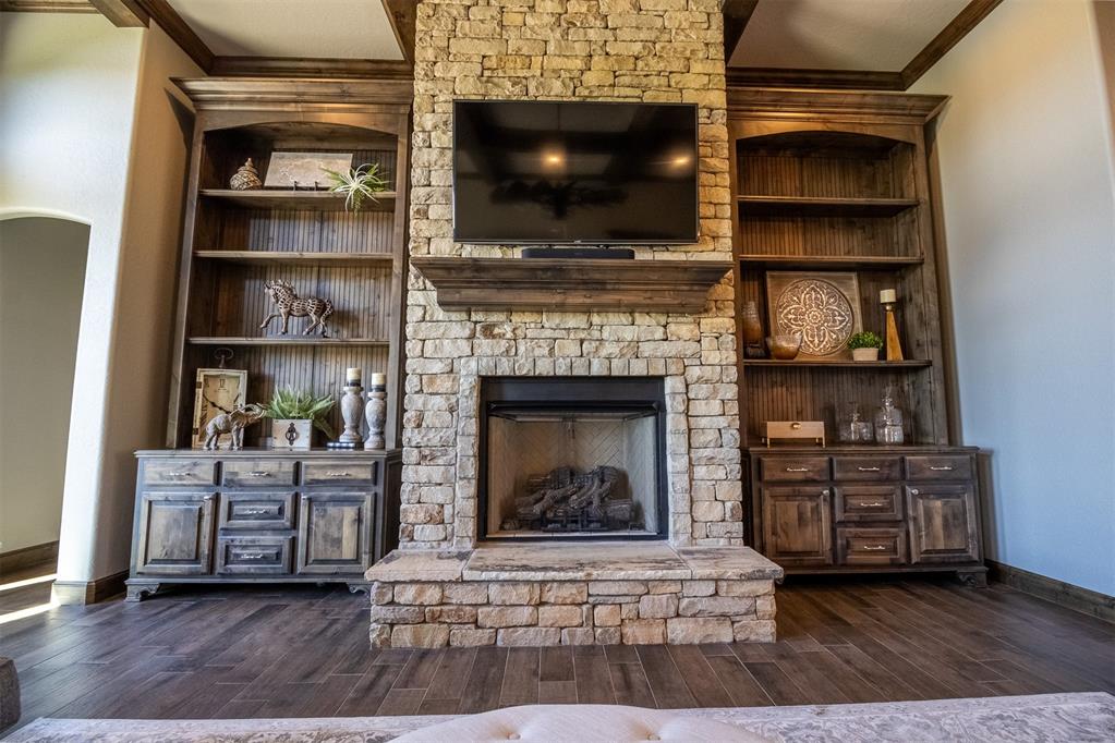 7202 North Shore Drive