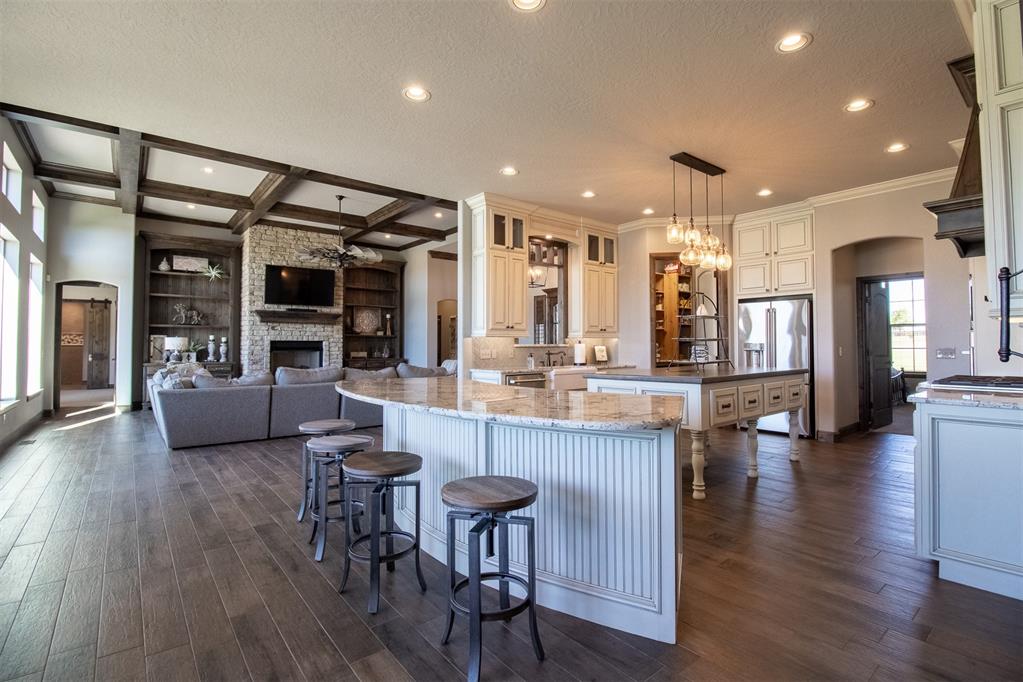 7202 North Shore Drive