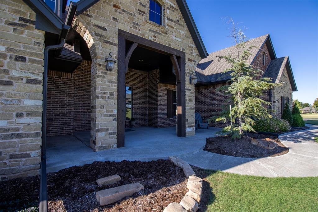 7202 North Shore Drive