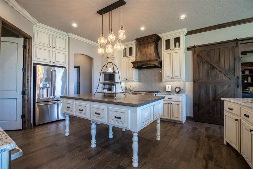 7202 North Shore Drive