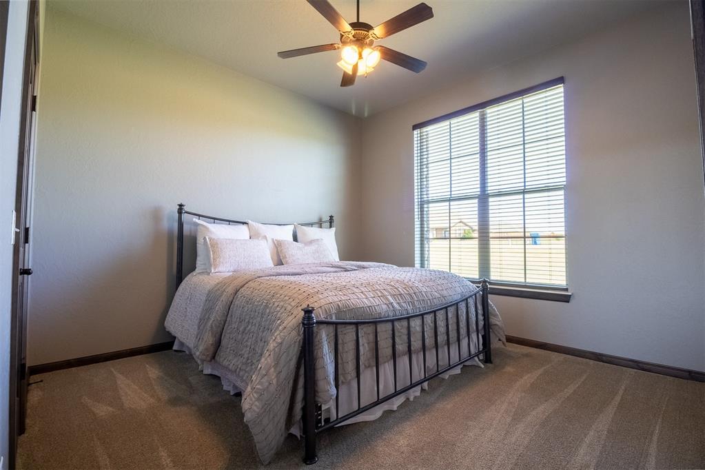 7202 North Shore Drive