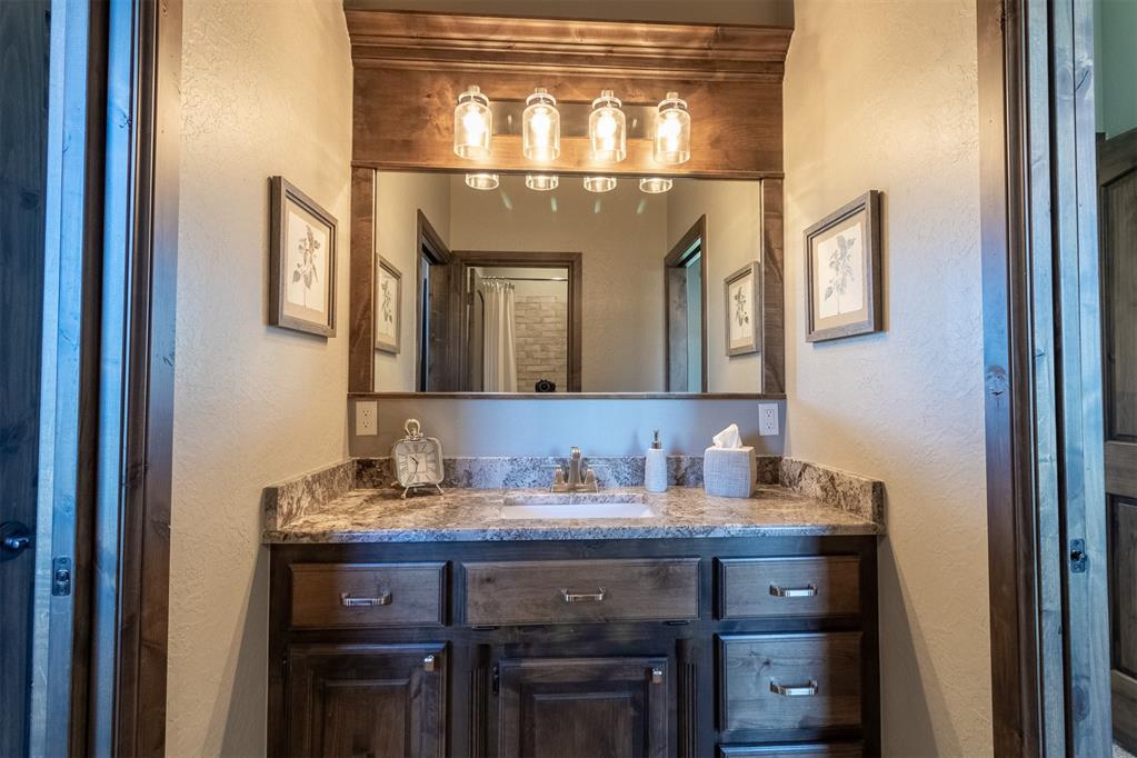 7202 North Shore Drive