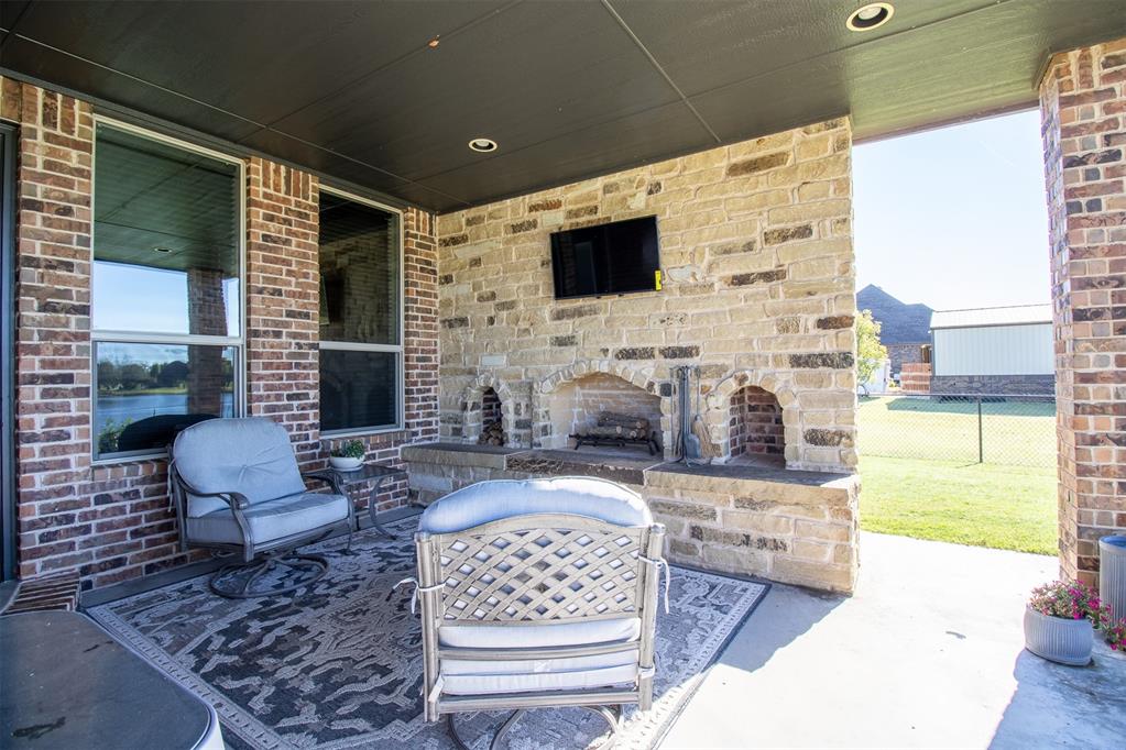 7202 North Shore Drive