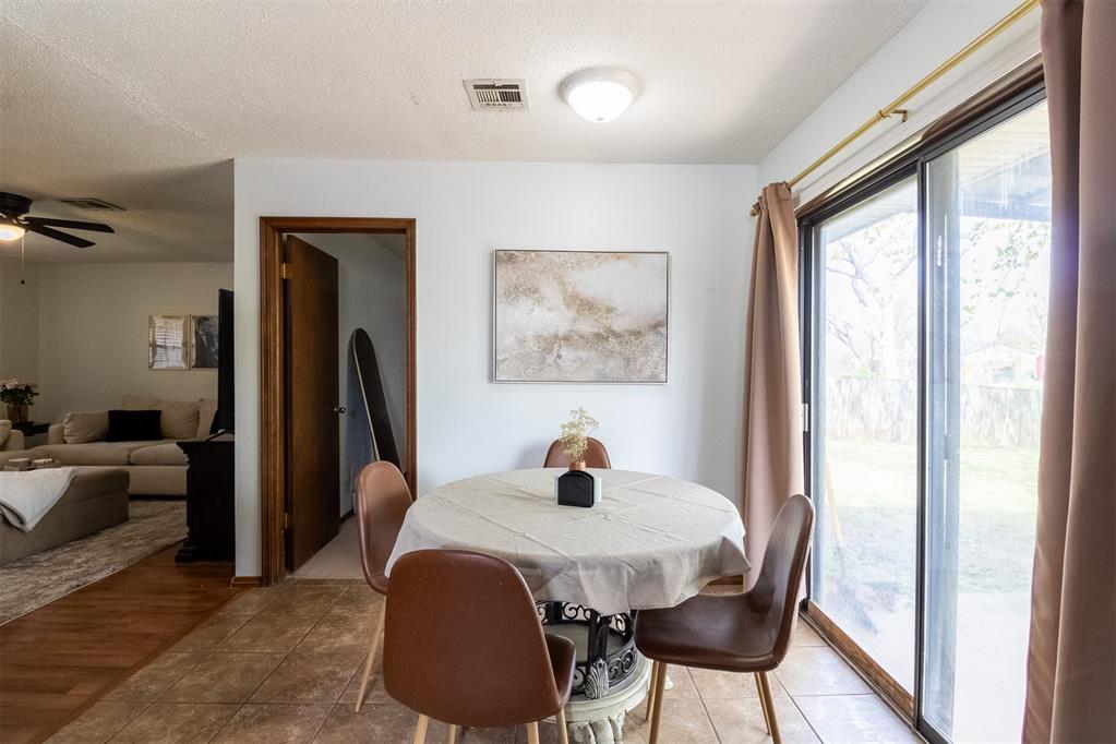 19 Red Oak Road
