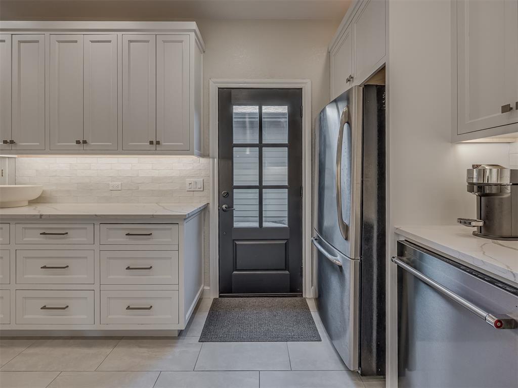 6204 Waterford Boulevard Unit: 36