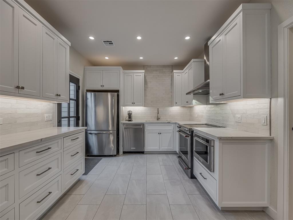 6204 Waterford Boulevard Unit: 36