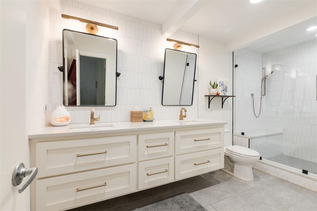 2525 NW 58th Street