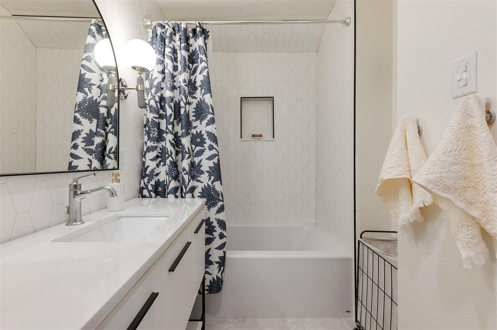 2525 NW 58th Street