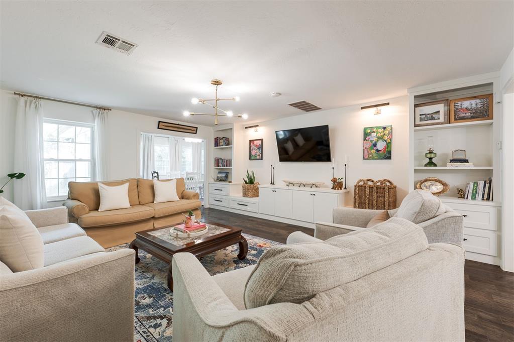 2525 NW 58th Street