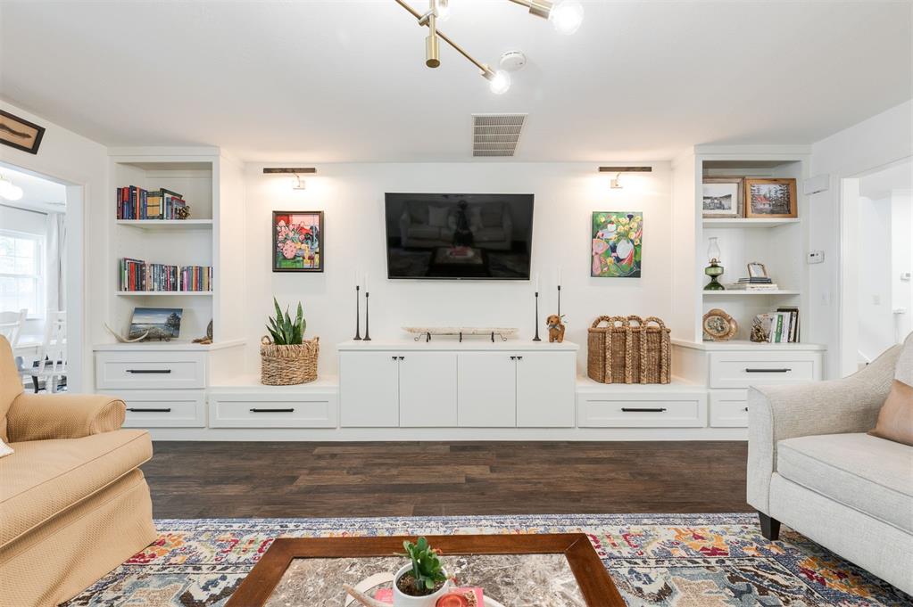 2525 NW 58th Street